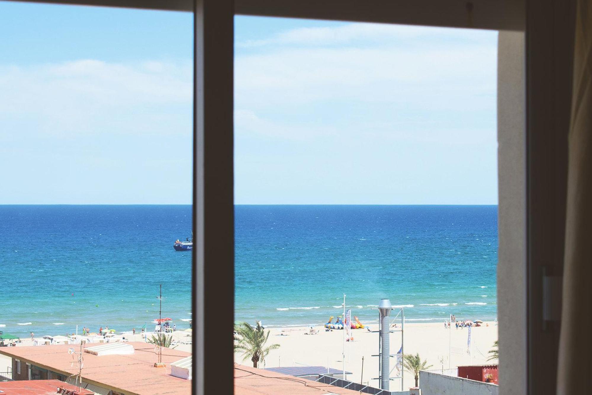El Tiburon - Piso Con Espectaculares Vistas Al Mar - Solo Para Familias Ideal Para 4 Personas - Aire - Calefaccion - Ganador Award 2025, 2024, 2023, 2022 Playa de Gandia Exteriér fotografie
