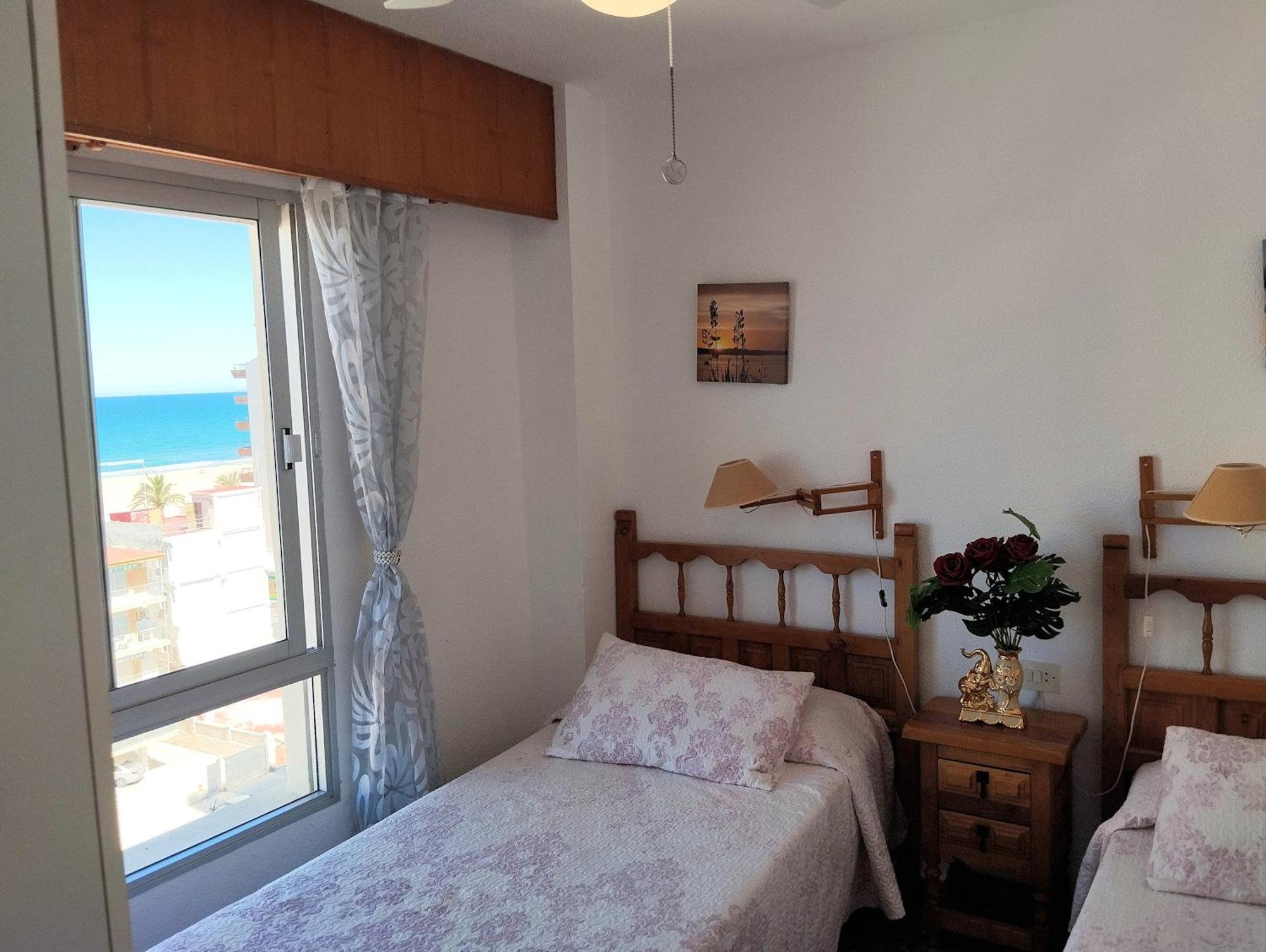 El Tiburon - Piso Con Espectaculares Vistas Al Mar - Solo Para Familias Ideal Para 4 Personas - Aire - Calefaccion - Ganador Award 2025, 2024, 2023, 2022 Playa de Gandia Exteriér fotografie
